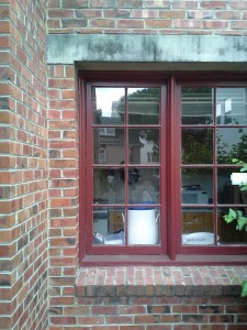 1 visible bucket in 8 glass squares